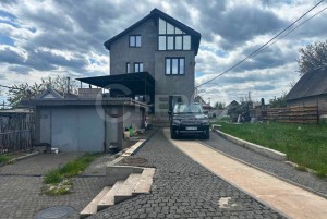 ул. Крутогорная (г. Кривой Рог, Центрально-Городской район) - Продається будинок, 250000 $ - АФНУ