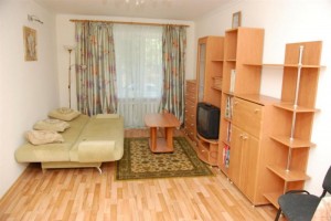 пл. Независимости, 5а (г. Полтава, Октябрьский район) - Здається подобово квартира, 250 грн. - АФНУ