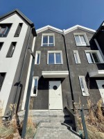 Дніпровська, 27Б/4А (пгт. Гостомель, г. Ирпень) - Продається таунхаус, 53000 $ - АФНУ