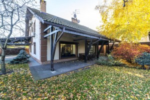 138-ма Садова (г. Киев, Дарницкий район) - Продається будинок, 299000 $ - АФНУ